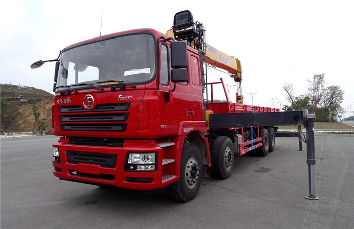 陜汽德龍前四后八8×4徐工16噸隨車吊圖片圖片展示1